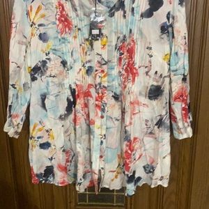 Beautiful floral print button down blouse